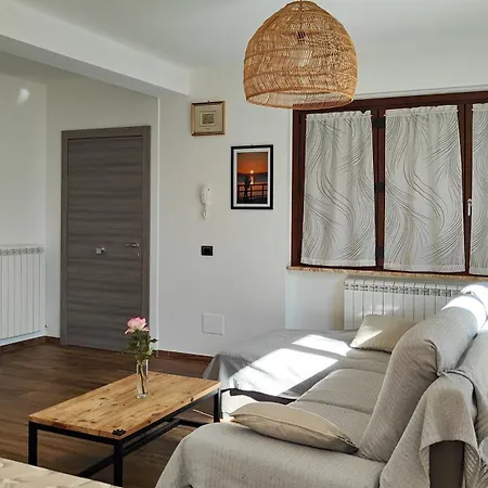 Apartment La Dimora Delle Rose *